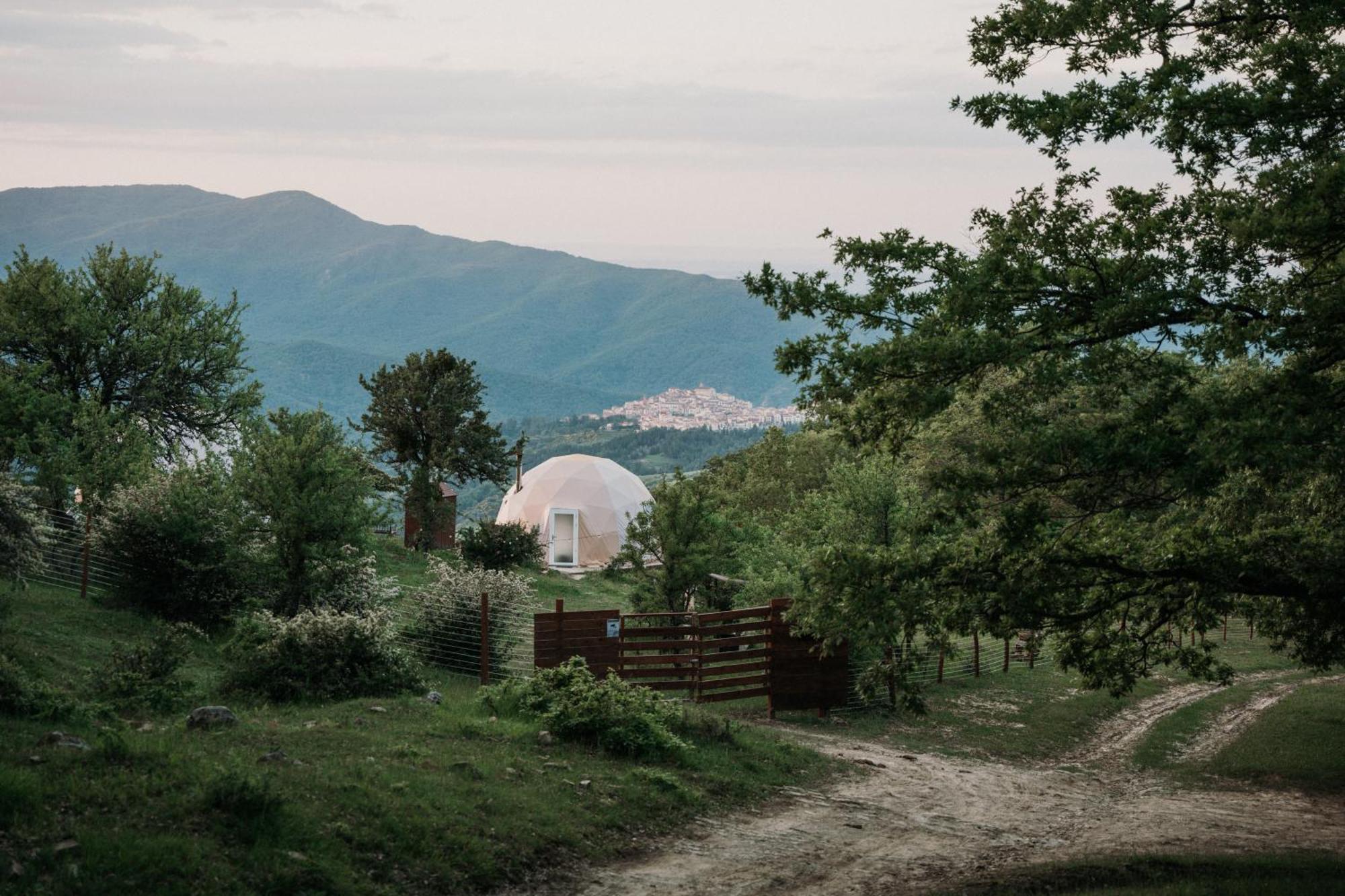 Aura - Glamping Experience Hotel Accettura Екстериор снимка