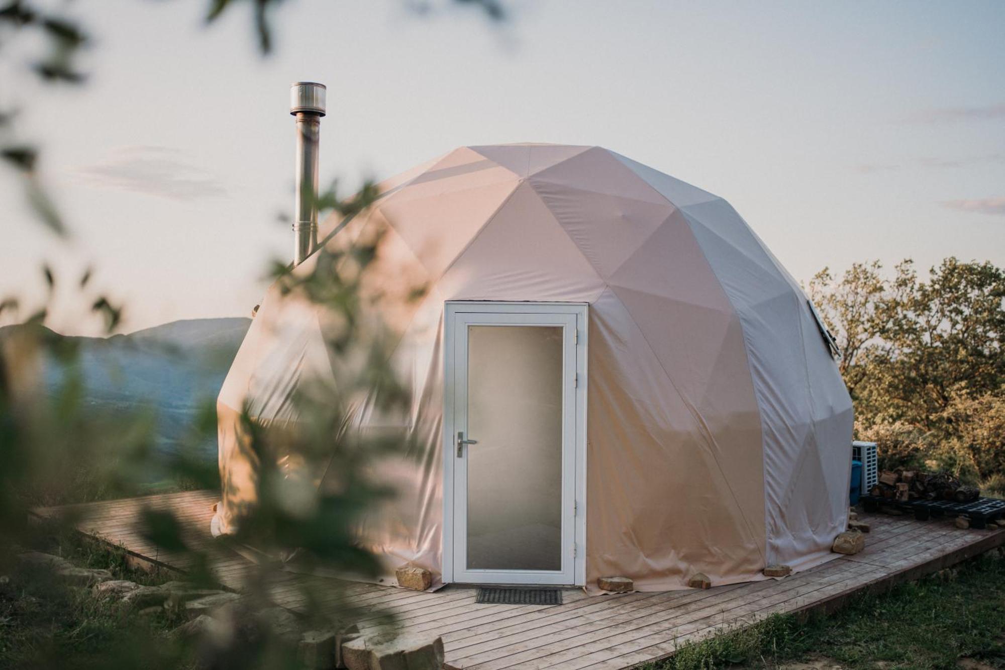 Aura - Glamping Experience Hotel Accettura Екстериор снимка